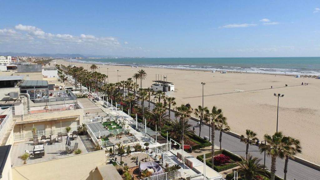 Apartamento Playa Valencia Beach Екстер'єр фото